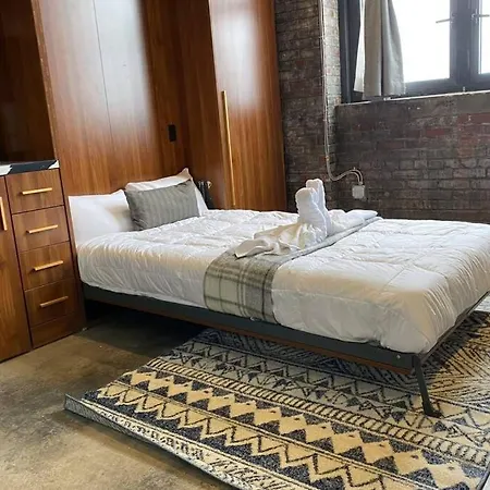 3E-Cozy! Micro Apartment! In Oakland, Sleeps 1 Pittsburgh Exterior photo